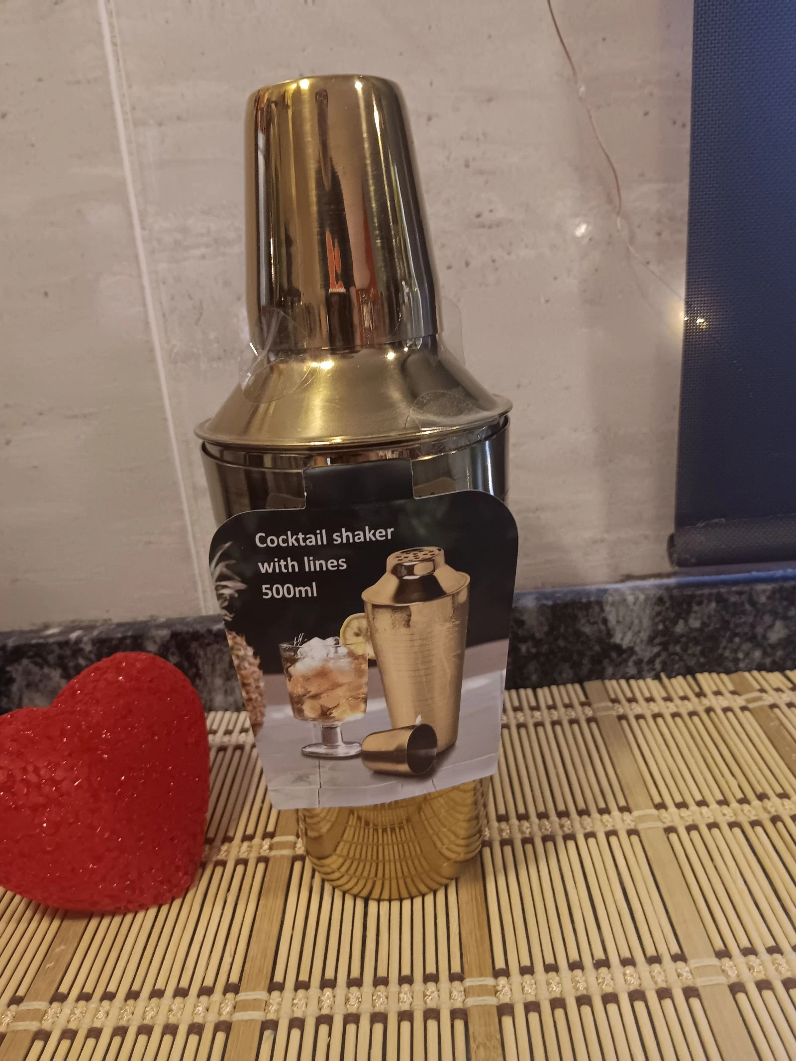 Coctelera nueva dorada de 500 ml